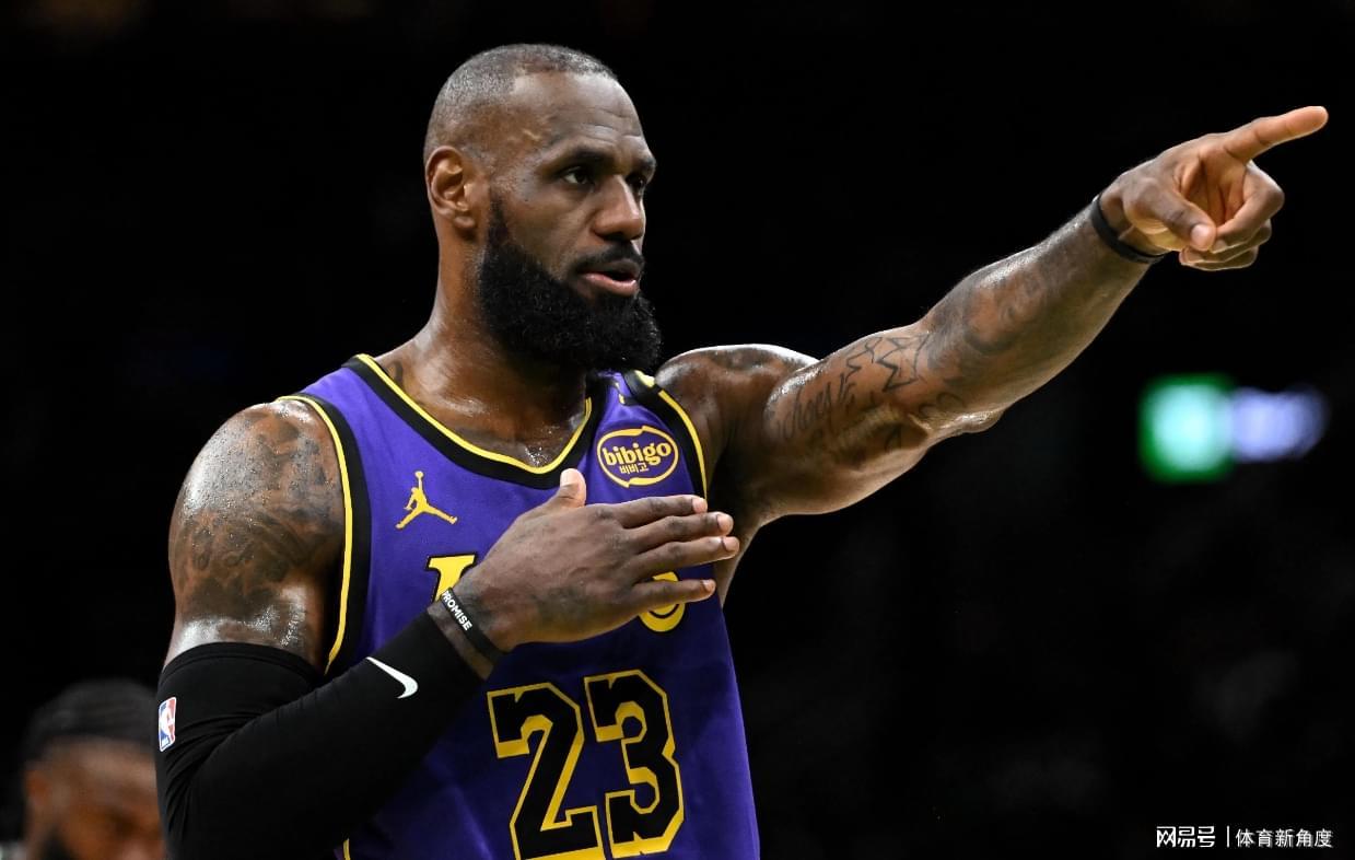 开云官网-NBA历史走步之王揭晓！令人意外，球场走步之王竟是他！