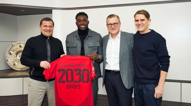 开云体育-拜仁与戴维斯续签肥约 皇马左后卫补强计划落空