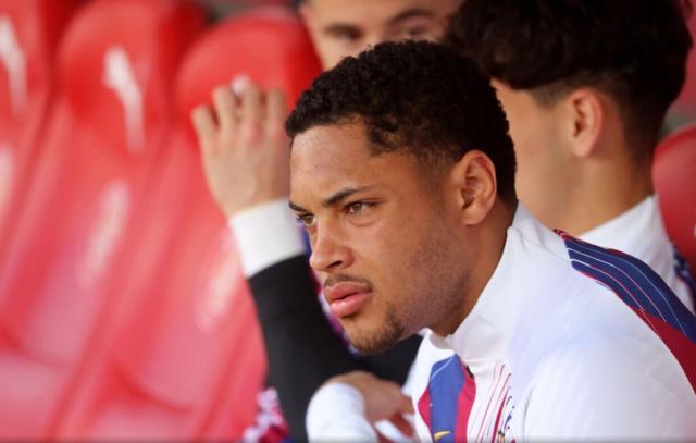 开云下载-罗克离开巴萨 或卖给里斯本竞技 或租借给贝蒂斯？