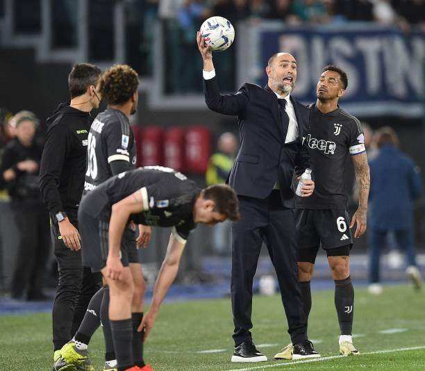 1711847711821082513.jpg 开云官网-人心散了欧冠席位快不保了!尤文不如仿效巴萨拜仁