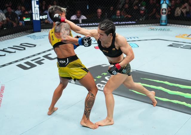 1692547731396089817.jpg 开云官网-张伟丽技术越发成熟 下一场是德比战还是复仇战?