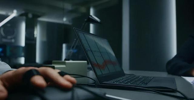 开云APP-1999年那笔血债,十年后终于有人去收了?美国特工横死街头,FBI连夜封锁现场