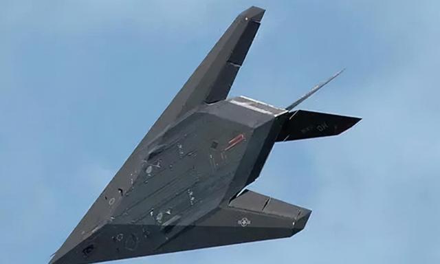 开云APP-1999年那笔血债,十年后终于有人去收了?美国特工横死街头,FBI连夜封锁现场