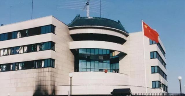 开云APP-1999年那笔血债,十年后终于有人去收了?美国特工横死街头,FBI连夜封锁现场