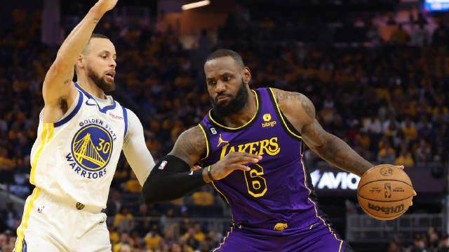 1683276889694022296.jpg 开云APP-【人物】季后赛8场均不足30分 詹姆斯这一次真老了