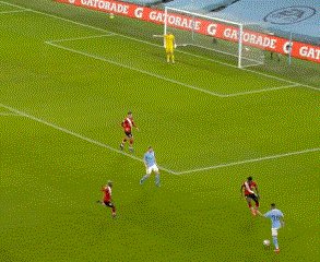 开云-【英超】丁丁+马赫雷斯双响 福登2传 曼城5比2圣徒